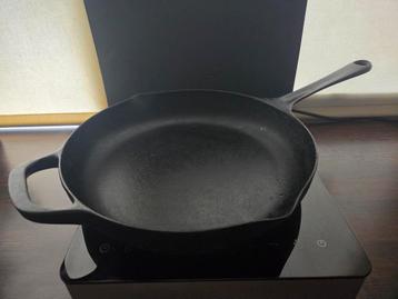Cast iron 28cm beschikbaar voor biedingen