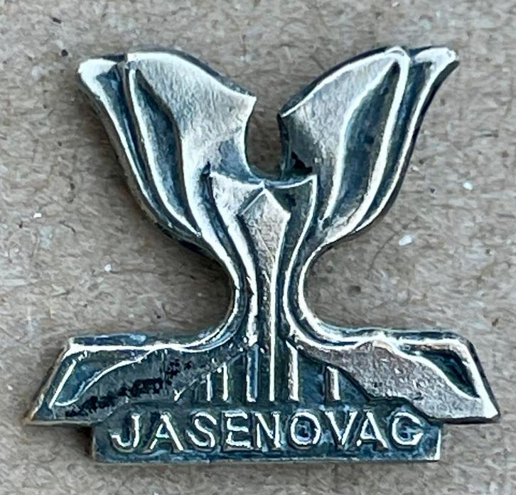 Speldje herdenkingsspeld of -badge van Jasenovac, Verzamelen, Speldjes, Pins en Buttons, Zo goed als nieuw, Ophalen of Verzenden