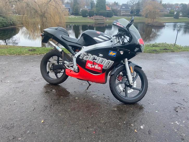 Aprilia RS50, Fietsen en Brommers, Brommers | Derbi, Zo goed als nieuw, Ophalen