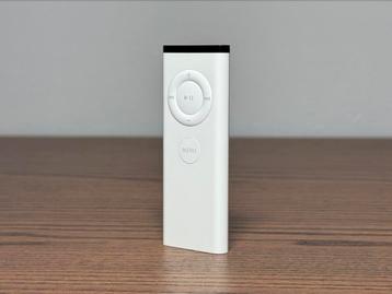 Vintage Apple Remote A1156 in zeer nette staat beschikbaar voor biedingen