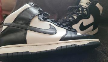 Nike Dunk Hi Retro Panda 45,5 beschikbaar voor biedingen