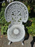 Set van 3 brocante ijzeren tuinstoelen en tafel., Tuin en Terras, Tuinstoelen, Ophalen, Metaal
