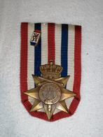 Orde en Vrede kruis met speldje Nederlandse Unie anti nsb, Ophalen of Verzenden, Landmacht, Nederland, Lintje, Medaille of Wings