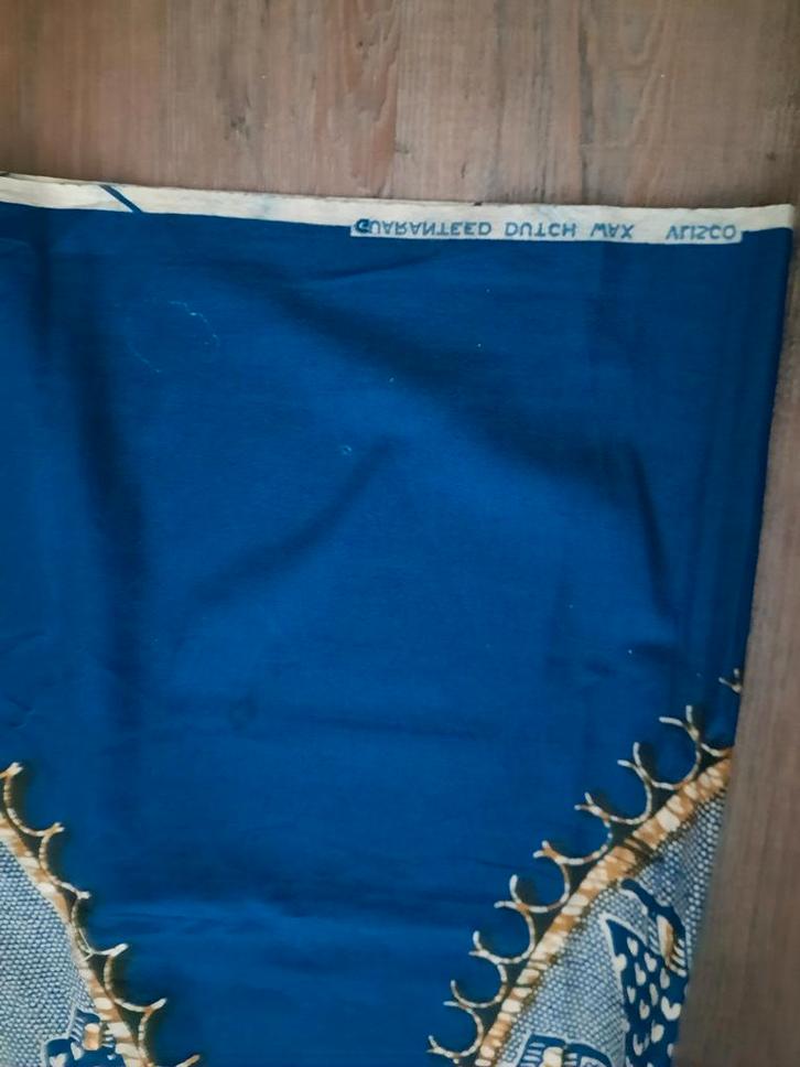 Mooie Batik Stof - Blauw, Hobby en Vrije tijd, Stoffen en Lappen, Nieuw, Katoen, 120 cm of meer, 200 cm of meer, Blauw, Ophalen of Verzenden