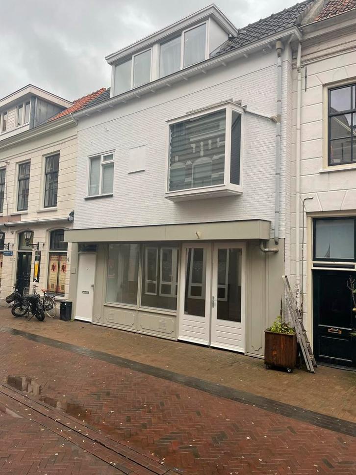 Winkelruimte te huur in het centrum van Kampen, Zakelijke goederen, Bedrijfs Onroerend goed, Winkelruimte