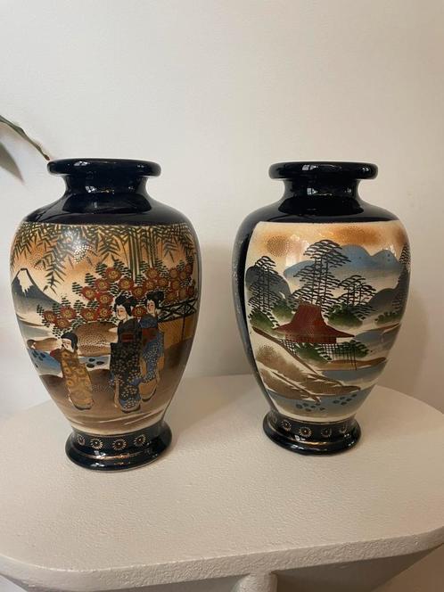 2 Satsuma Kraagvazen - €30, Antiek en Kunst, Antiek | Vazen, Ophalen of Verzenden