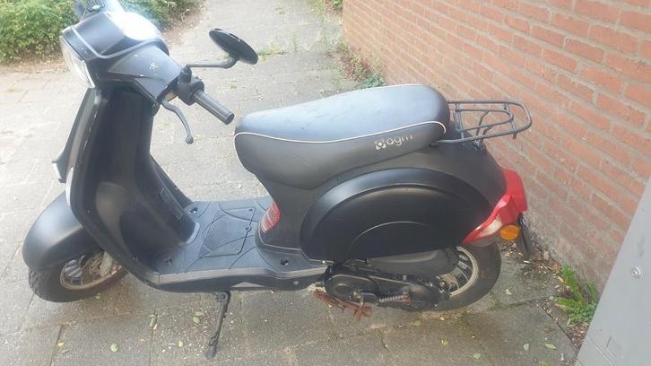 extra snelle blauw kenteken snorscooter 90 CC, Fietsen en Brommers, Snorfietsen en Snorscooters, Gebruikt, Overige merken, Benzine