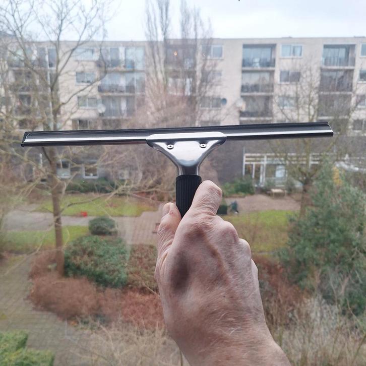 Glazenwasser aangeboden., Vacatures, Vacatures | Schoonmaak en Facilitaire diensten, MBO, Vanaf 3 jaar, Overige vormen, Geschikt als bijbaan