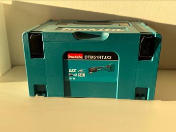 Makita DTM51RTJX3 18V Li-Ion Accu multitool set beschikbaar voor biedingen