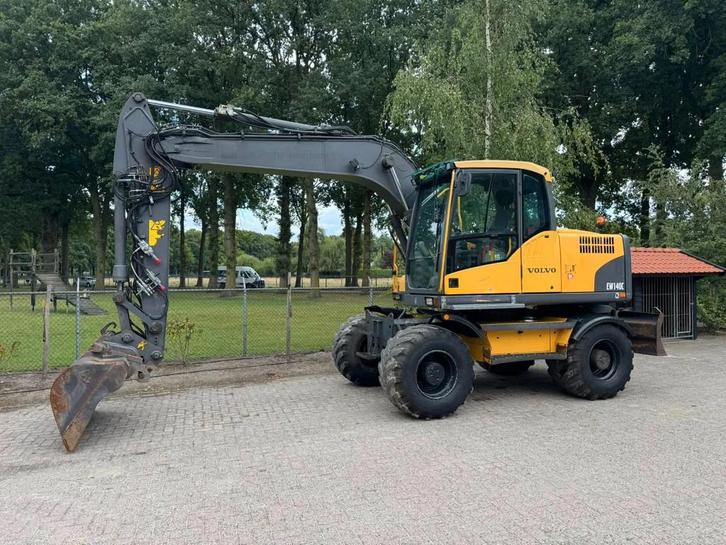 Volvo EW140C Mobiele graafmachine (bj 2010), Zakelijke goederen, Machines en Bouw | Kranen en Graafmachines, Graafmachine