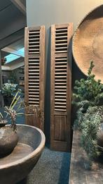 Louvre luiken set, Ophalen