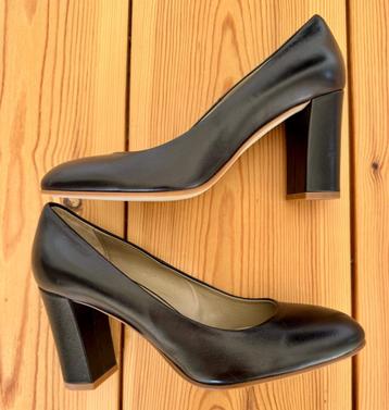 Noé Pumps - Zwart leer - Maat 36,5 beschikbaar voor biedingen