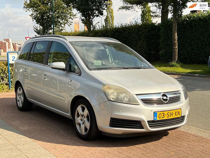 Opel Zafira 1.8 Executive * 7 PERSOONS, Auto's, Opel, Bedrijf, Te koop, Zafira, ABS, Airbags, Airconditioning, Boordcomputer, Centrale vergrendeling