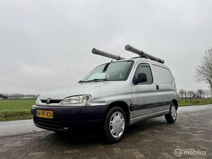 Peugeot Partner bestel 170C 2.0 HDI Avantage, APK Dec 2026, Auto's, Bestelauto's, Bedrijf, Te koop, Alarm, Centrale vergrendeling