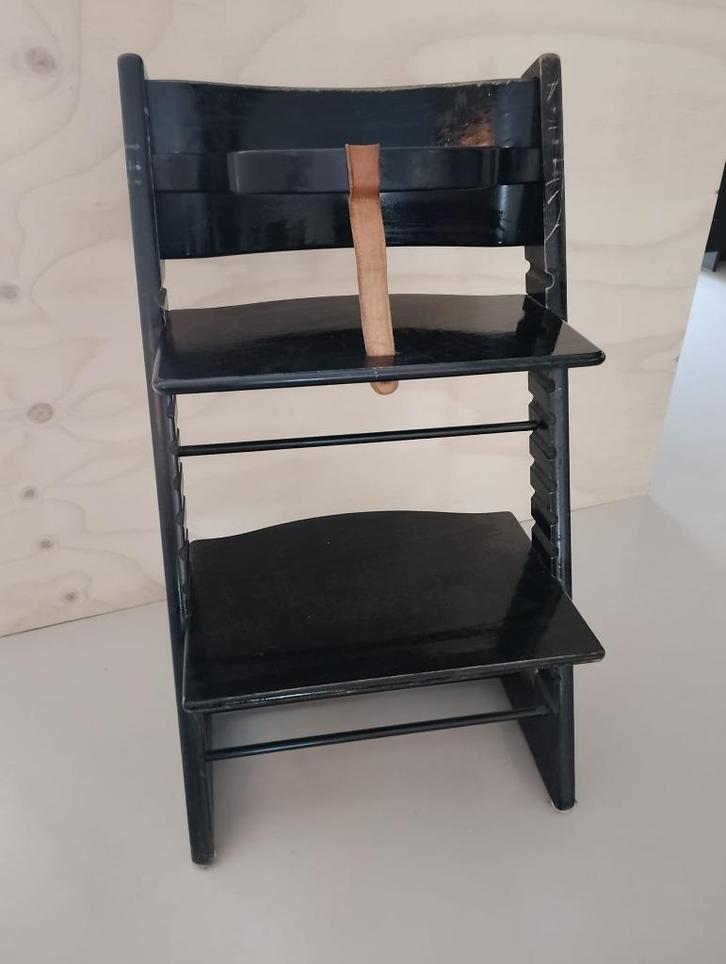 tripp trapp babyset beugel en leertje zwart, Kinderen en Baby's, Kinderstoelen, Gebruikt, Meegroeistoel, Aanschuifbaar, Afneembaar eetblad