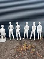 Kinder paspoppen / mannequins, Ophalen