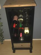 Prachtige  Houten Wijn Kast zwart met Lade, Ophalen