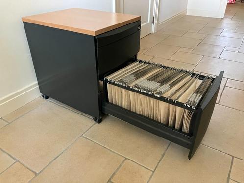 PAMI buroladekast: 57h x 60d x 44 br lade en archieflade, Huis en Inrichting, Bureaus, Zo goed als nieuw, Bureau, Ophalen