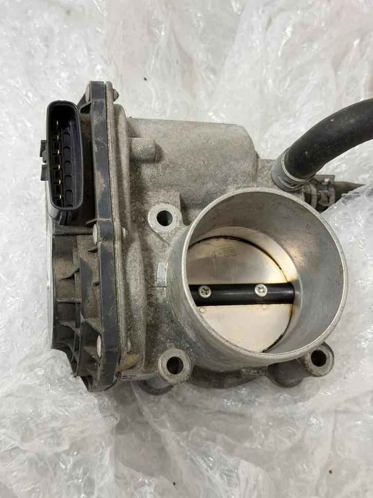 Gasklephuis 22030-37060 for 11-17 Lexus CT200h 10-21 Toyota, Auto diversen, Overige Auto diversen, Ophalen of Verzenden