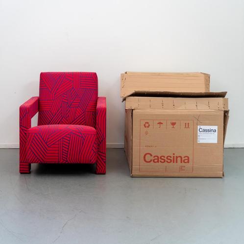 2 Cassina Utrecht Rietveld LMTD edition Blauw op Rood Nieuw, Huis en Inrichting, Fauteuils, Nieuw, Stof, Ophalen of Verzenden