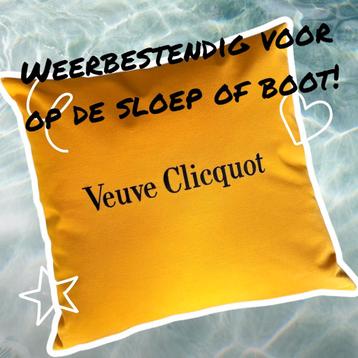 Weerbestendige kussens van VEUVE CLICQUOT origineel ‼️‼️ beschikbaar voor biedingen