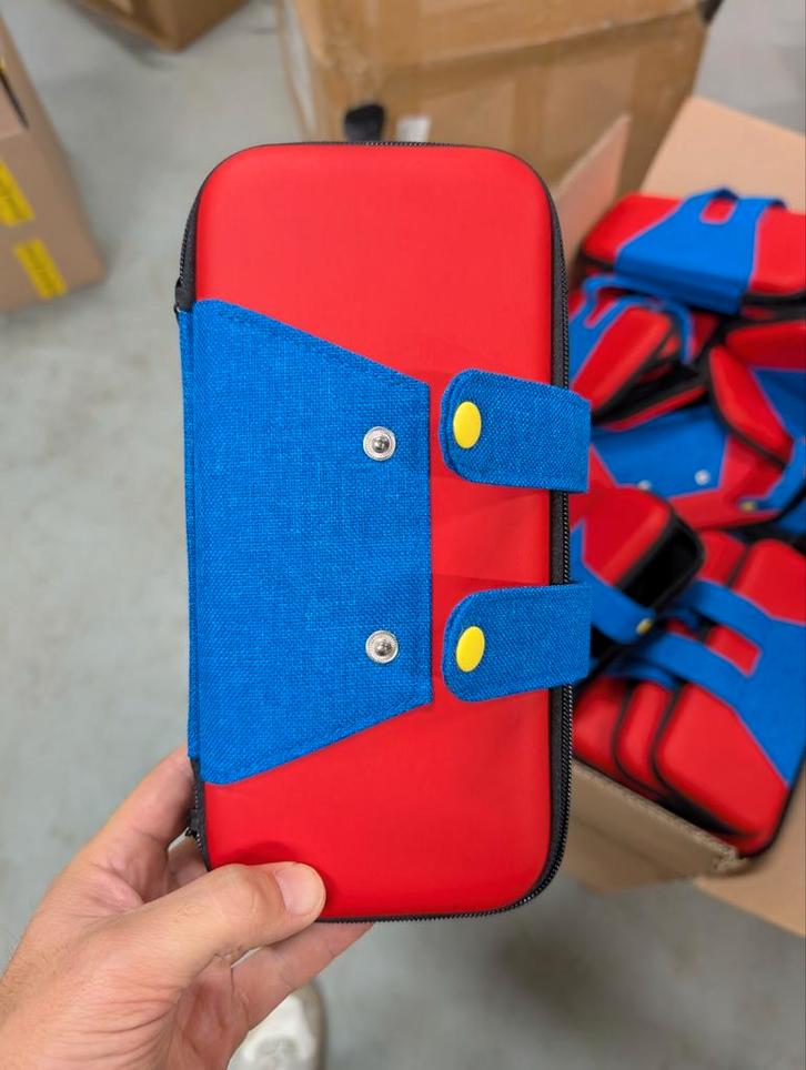 Nintendo Switch Beschermhoes in bulk ca 300 stuks, Spelcomputers en Games, Spelcomputers | Nintendo Portables | Accessoires, Nieuw