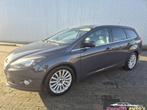 Ford Focus Wagon 1.6 EcoBoost Titanium, Auto's, Ford, 1258 kg, Gebruikt, Zwart, 4 cilinders