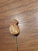 Sp 189 Disney Vintage Bambi Speldje, Ophalen of Verzenden, Gebruikt, Figuurtje, Speldje of Pin