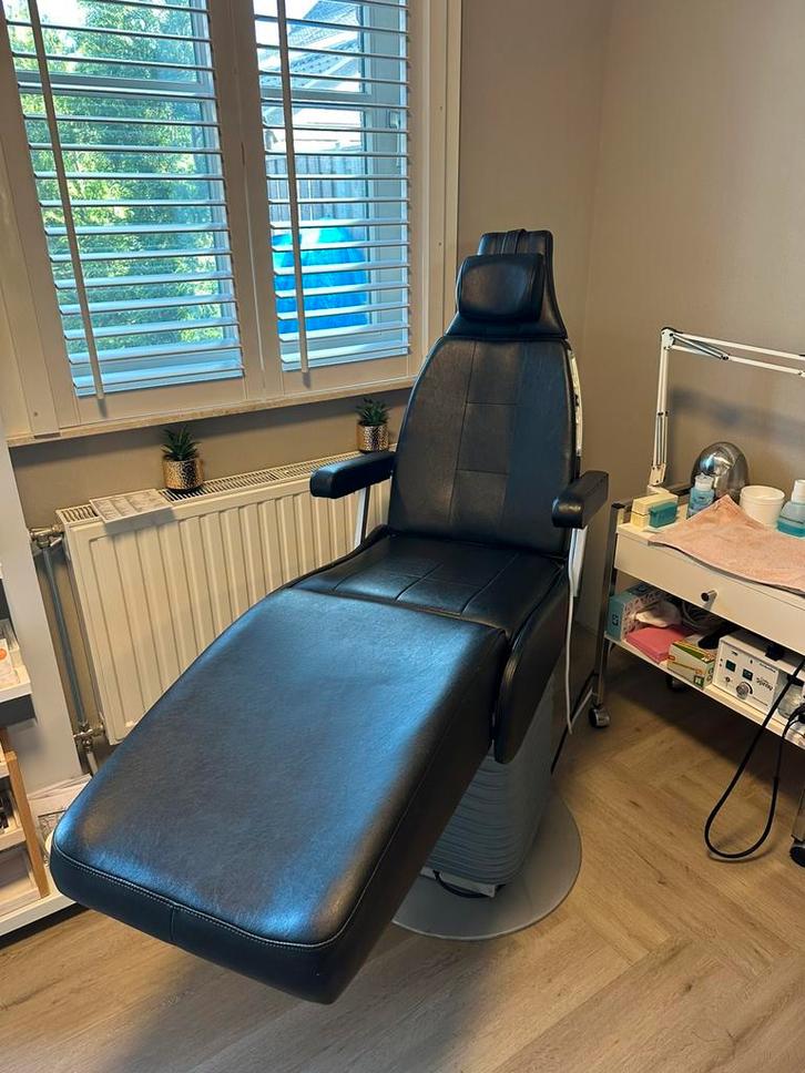 Pedicure/ schoonheid / behandelstoel, Sport en Fitness, Massageproducten, Gebruikt, Massagestoel of Kussen, Ophalen