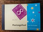 Prestigeboekje No.5 "postzegeltaal" door Tim Krabbé, Postzegels en Munten, Postzegels | Nederland, Na 1940, Ophalen of Verzenden