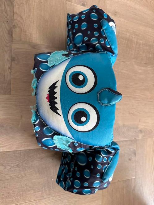 Puddle Jumper Zwemhulp - Haai Design, Kinderen en Baby's, Kinderkleding | Kinder-zwemkleding, Gebruikt, Zwem-accessoire, Jongen of Meisje