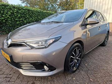 Toyota Auris Touring Sports 1.8 Hybrid Business Plus CLIMAT/ beschikbaar voor biedingen