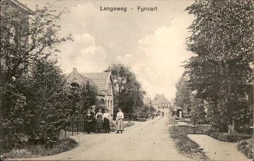 Fijnaart Langeweg met volk st 1913, Verzamelen, Ansichtkaarten | Nederland, Gelopen, Noord-Brabant, Voor 1920, Verzenden