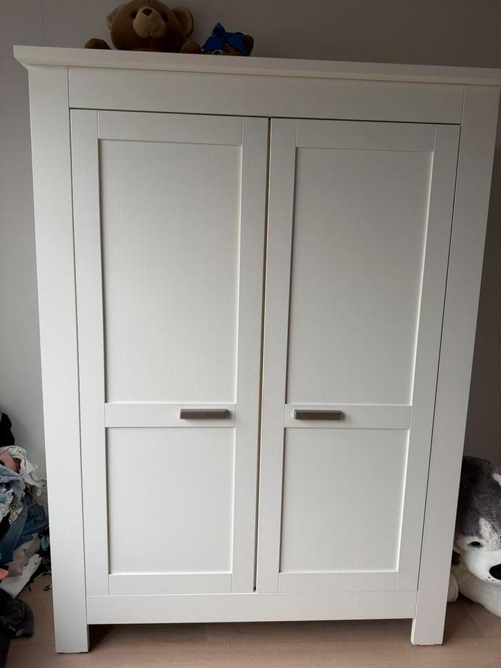 Coming Kids kinderkamer wit, kast, commode en bed, Kinderen en Baby's, Kinderkamer | Commodes en Kasten, Gebruikt, Kast, 105 cm of meer