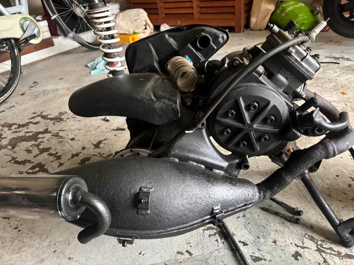 gilera runner 70cc dd blok compleet, Fietsen en Brommers, Scooters | Piaggio, Zo goed als nieuw, Overige modellen, Tweetakt, Ophalen of Verzenden