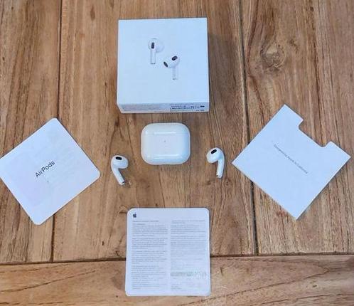 Nieuwe Apple AirPods 3, Telecommunicatie, Mobiele telefoons | Oordopjes, Nieuw, In oorschelp (earbud), Bluetooth, Ophalen of Verzenden