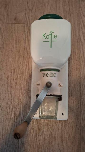 Vintage Douwe Egberts PeDe Koffiemolen beschikbaar voor biedingen