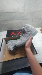 Jordan 1 Kaws - Maat 38, Kleding | Heren, Ophalen of Verzenden, Zo goed als nieuw, Overige kleuren, Sneakers of Gympen