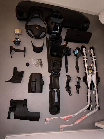 Complete Airbag set en Gordel set Peugeot 108 bouwjaar 2016 beschikbaar voor biedingen