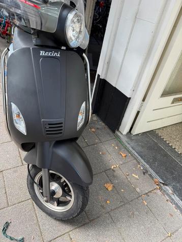 Snorscooter berini napoli blauw kentteken beschikbaar voor biedingen