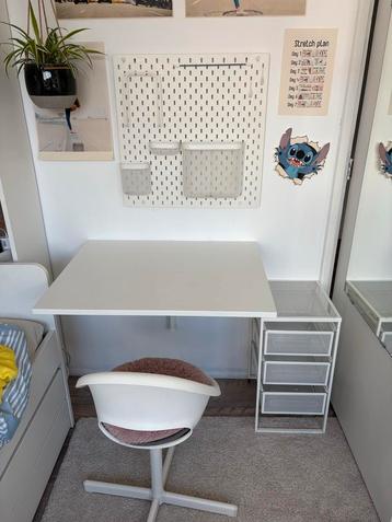 Ikea bureau meubel set beschikbaar voor biedingen