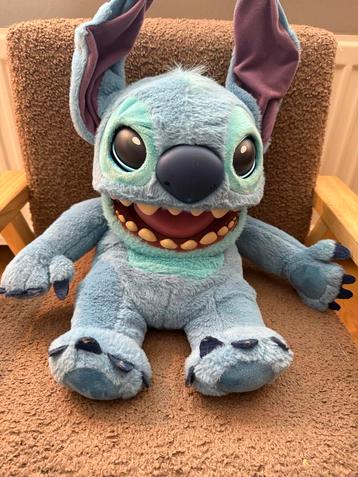 Disney Stitch Puppetronic RealFX Handpop beschikbaar voor biedingen