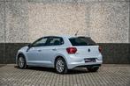 Volkswagen Polo 1.0 TSI Highline (bj 2018), Gebruikt, 1045 kg, Leder en Stof, Wit