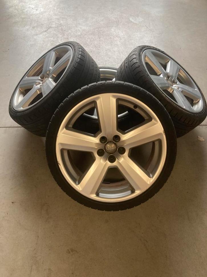 19 inch zomer A3 Golf Caddy Leon Octavia, Auto-onderdelen, Banden en Velgen, Banden en Velgen, Zomerbanden, 19 inch, 235 mm, Personenwagen