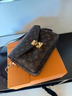 Louis vuitton pochette metis, Sieraden, Tassen en Uiterlijk, Tassen | Damestassen, Ophalen of Verzenden, Zo goed als nieuw, Bruin