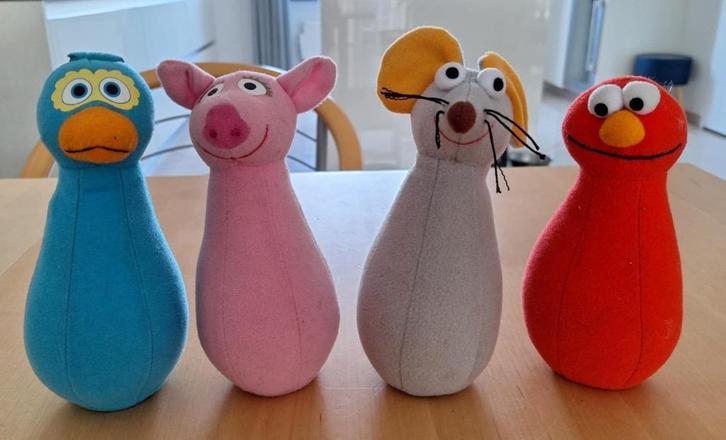 Vier knuffelfiguurtjes uit Sesamstraat (hoogte: 18 cm)., Kinderen en Baby's, Speelgoed | Knuffels en Pluche, Zo goed als nieuw