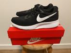 Nike Tanjun sportschoenen zwart mt. 37,5 in nieuwstaat, Ophalen of Verzenden, Zo goed als nieuw, Zwart