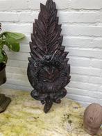 Muurdecoratie, Ophalen