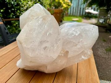 Bergkristal cluster XXL 28kilo beschikbaar voor biedingen