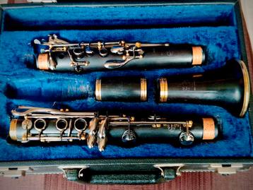Buffet Crampon E13 smokey black & gold custom beschikbaar voor biedingen